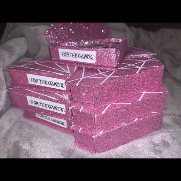 StylePlug Lashes - Picture 6 of 6